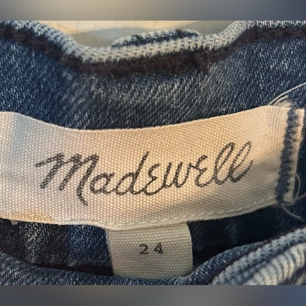 Madewell High Rise Jean Shorts Patch Pocket Edition/Blue Denim- Size 24 - Picture 4 of 4